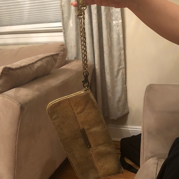 Micheal Kors mini clutch with chain - Picture 2 of 3